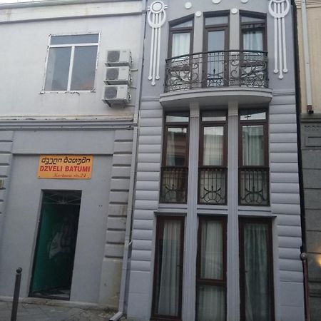 Dzveli Batumi Hotel Exterior photo